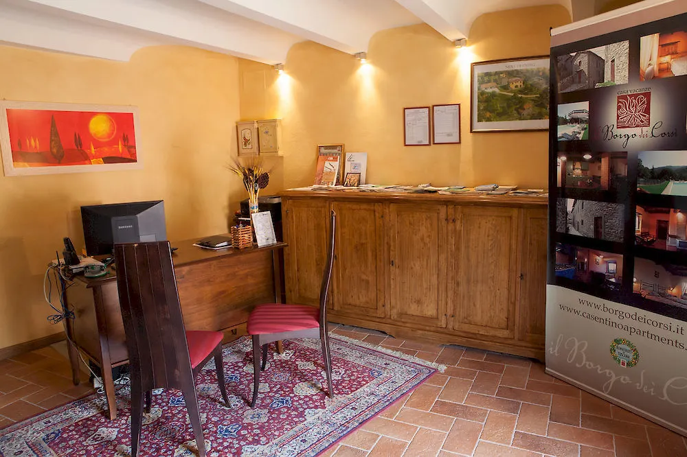 Borgo Dei Corsi Holiday House Реджиолло Отель