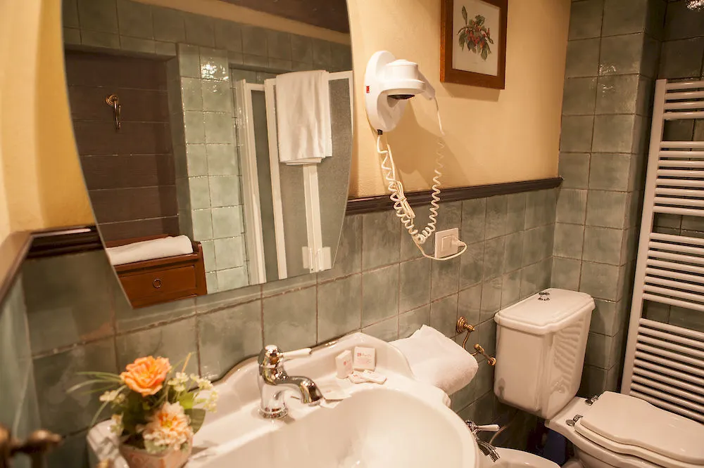 Borgo Dei Corsi Holiday House Реджиолло