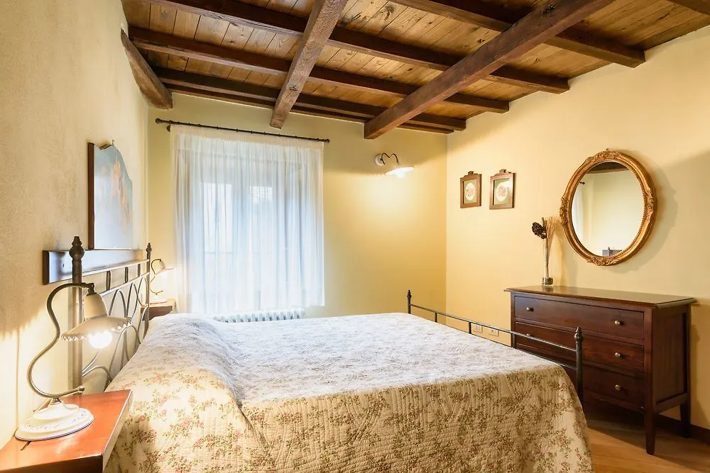 Borgo Dei Corsi Holiday House Реджиолло Италия