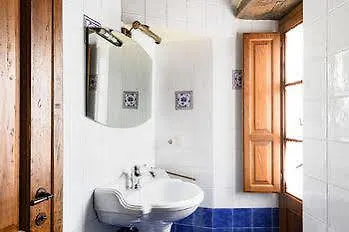 Borgo Dei Corsi Holiday House Реджиолло Отель