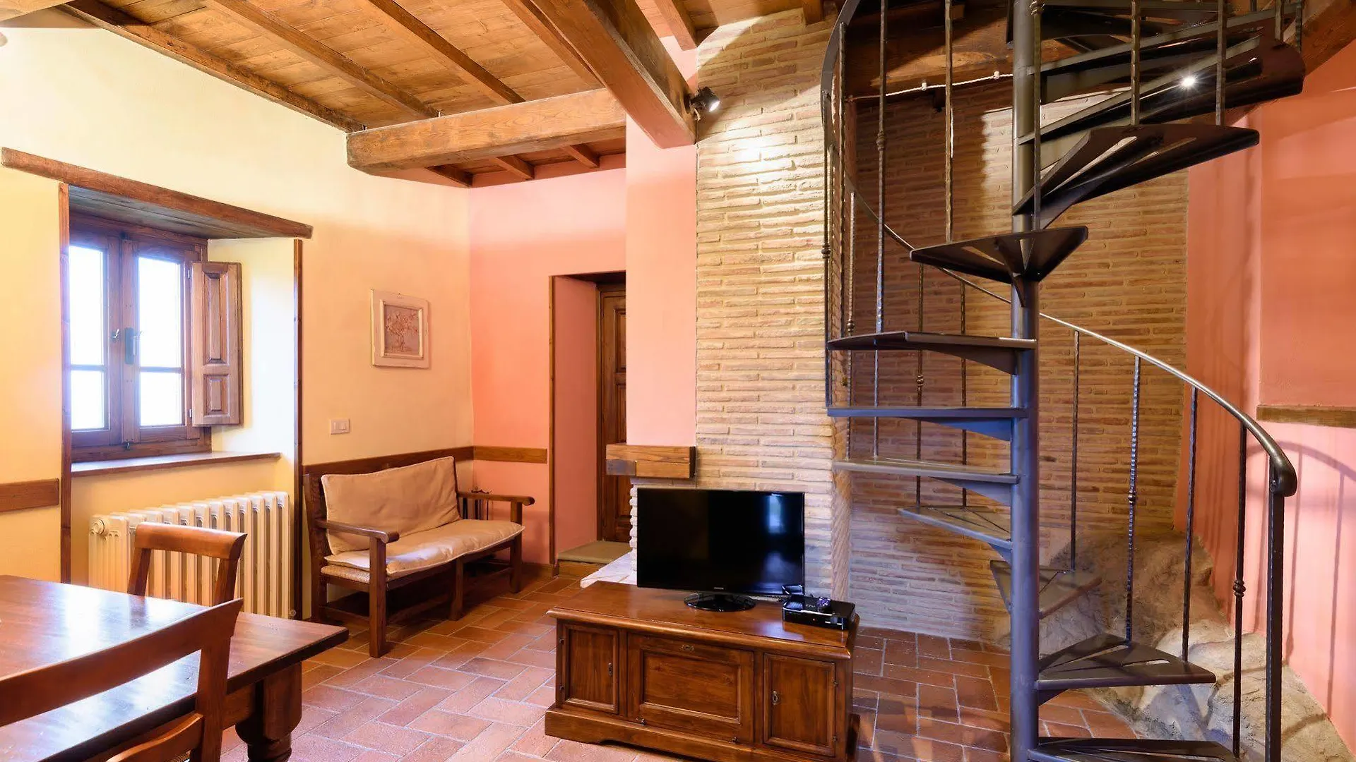 Borgo Dei Corsi Holiday House Реджиолло 0*,