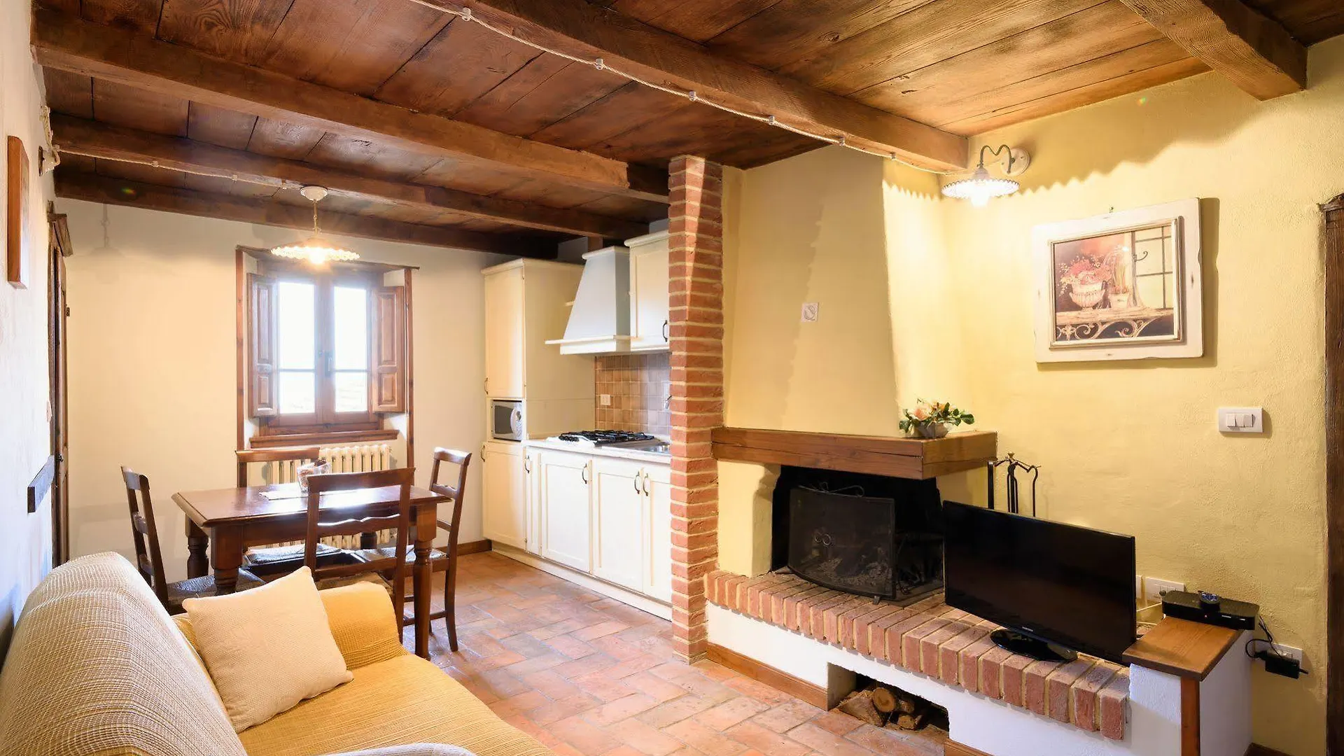 Borgo Dei Corsi Holiday House Реджиолло Италия